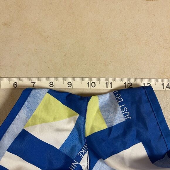 Nike Blue Green Athletic Short Built in Brief Dr--fit Small - Picture 7 of 11